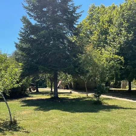 Hameau Du Hour - D'hotes Et Bed & Breakfast *