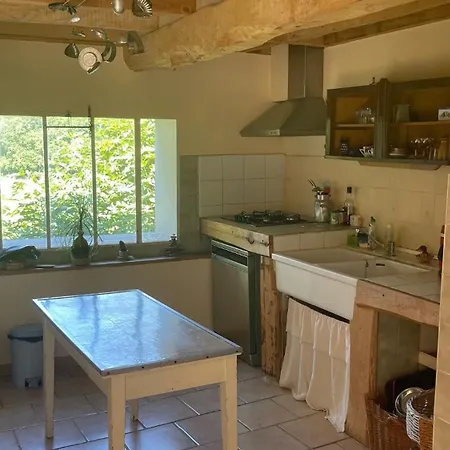 Hameau Du Hour - D'hotes Et 3*