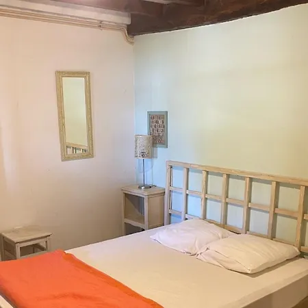 Hameau Du Hour - D'hotes Et 住宿加早餐酒店 Béraut