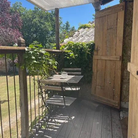 住宿加早餐酒店 Hameau Du Hour - D'hotes Et Béraut