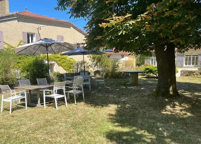 Hameau Du Hour - D'hôtes Et Béraut