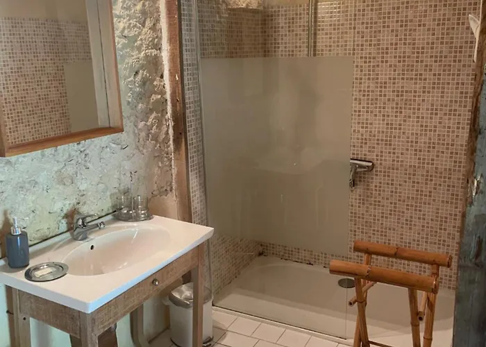 Hameau Du Hour - D'hôtes Et Couette-café Béraut